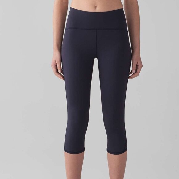 Lululemon Train Times Crop 17" - 4 Midnight Navy - Picture 1 of 7